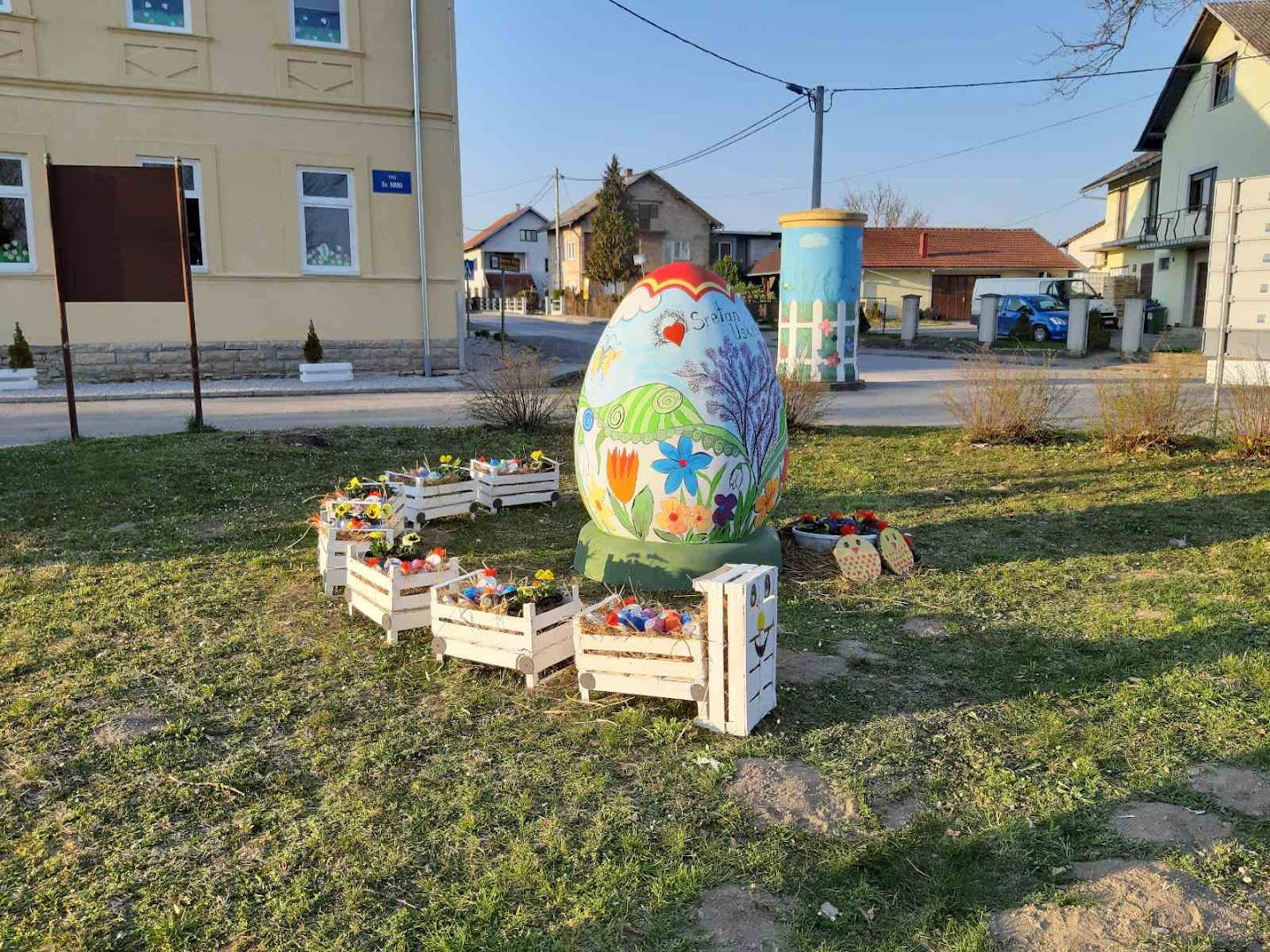 Područna osnovna škola Ljubo Babić