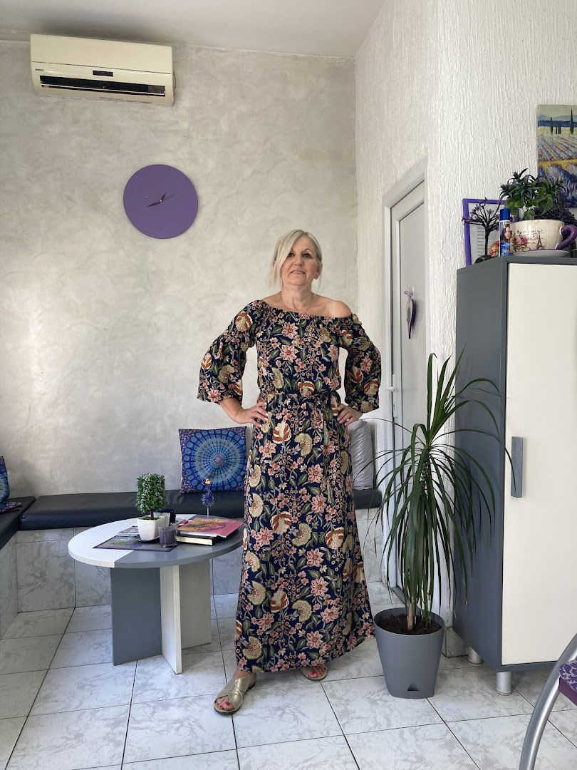 Hairdressing Salon IV