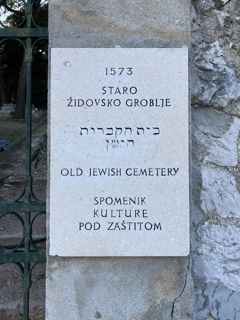 Old Jewish cemetery