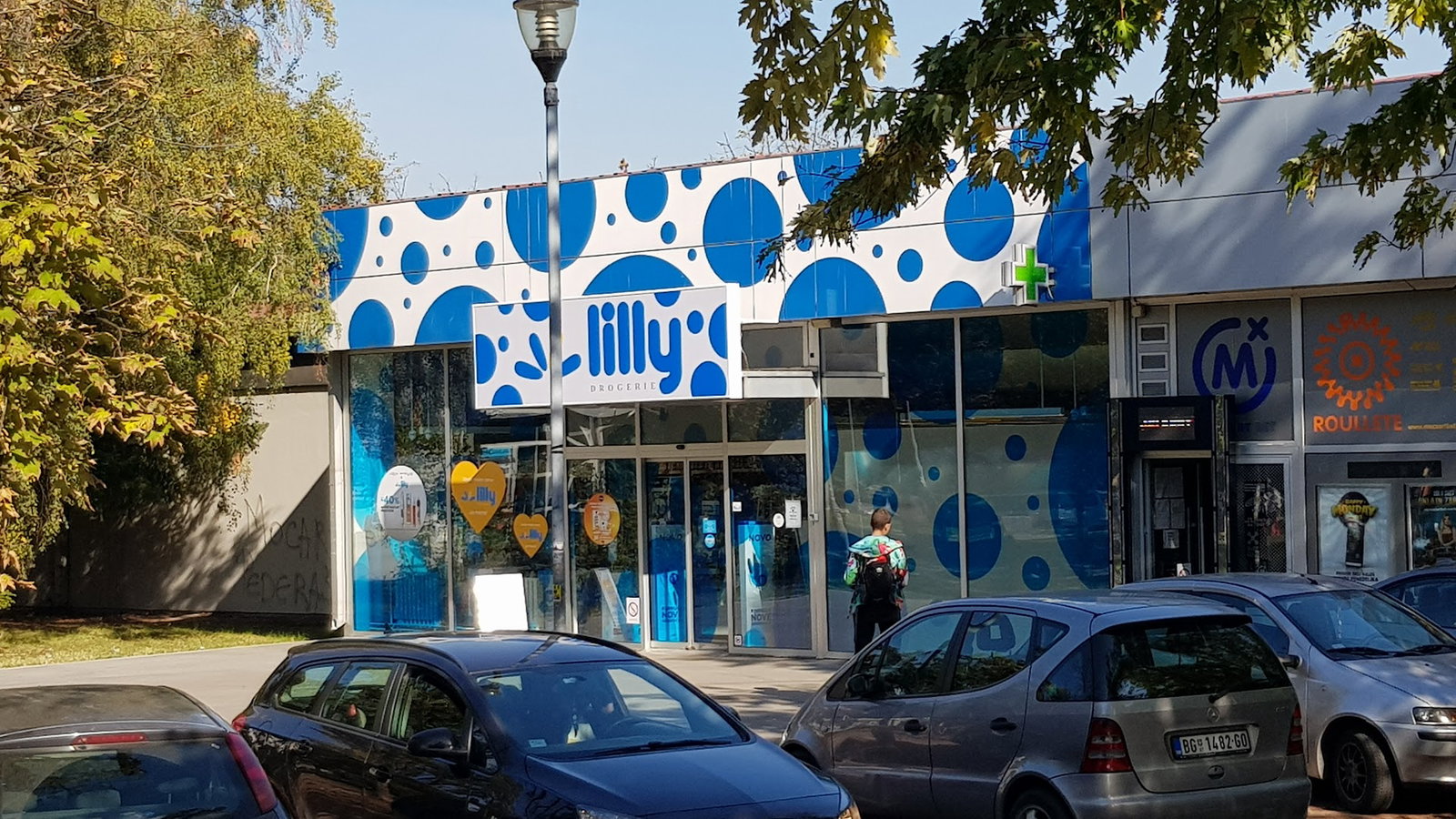 Lilly Drogerie - Apoteka 011