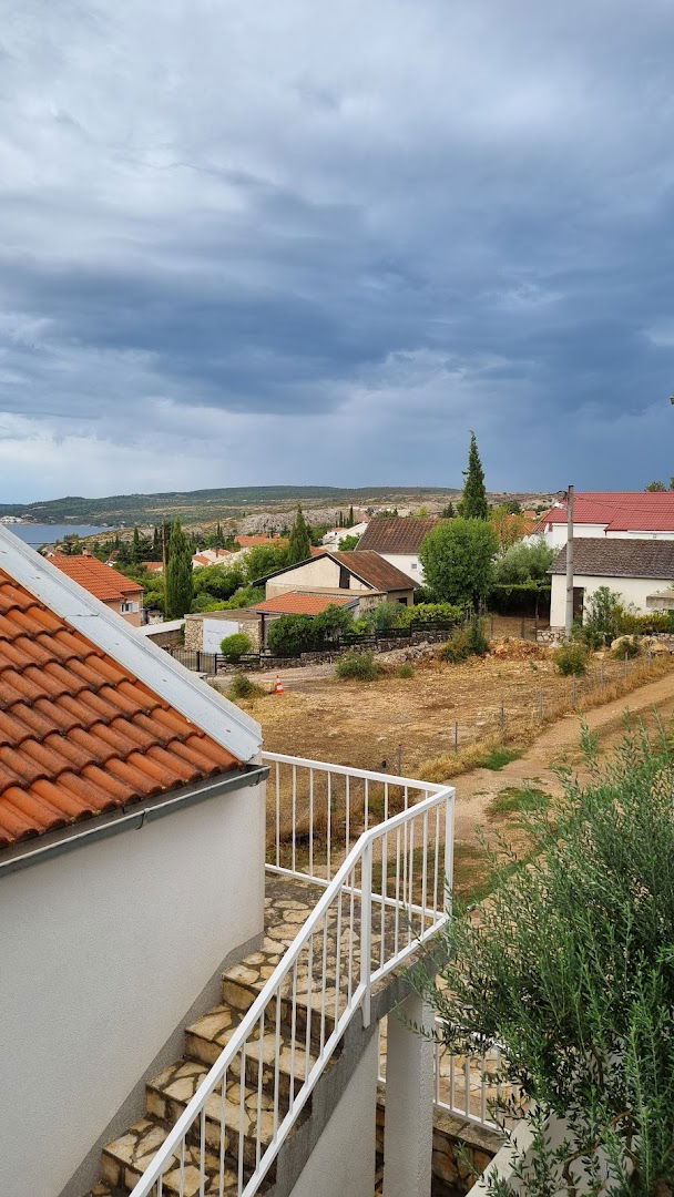 Apartments Maia Lena