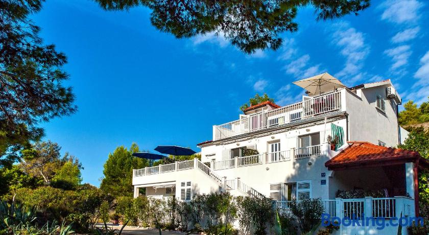 Apartments Velo Lago