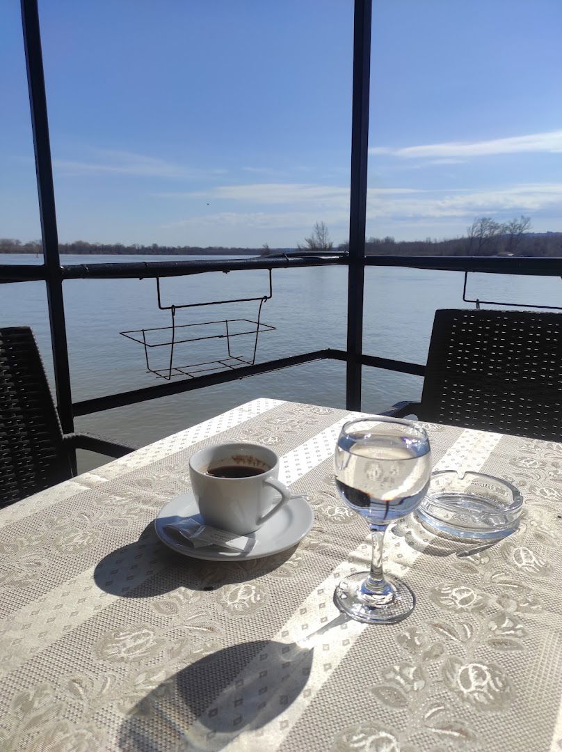 Splav Restoran "Alaska Priča"