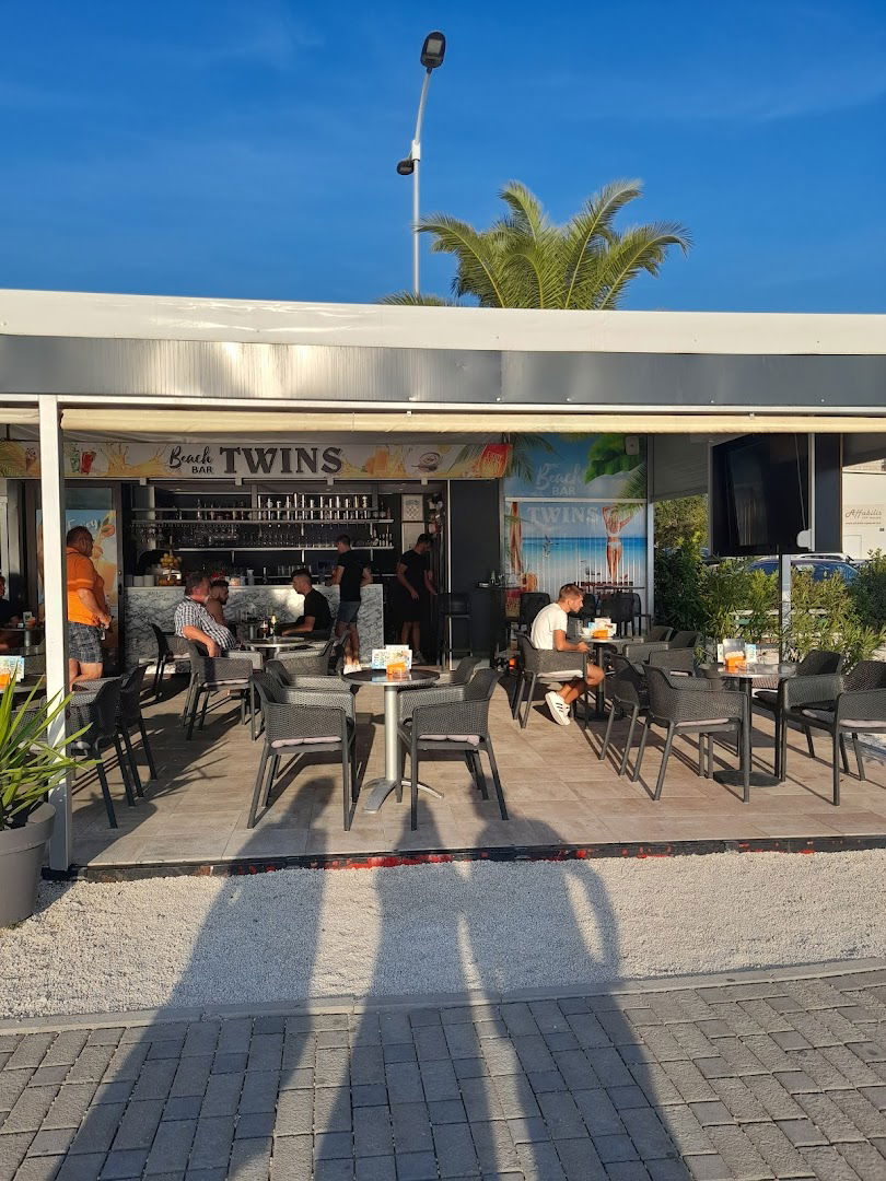 Beach Bar Twins