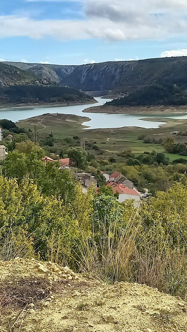 Ričice, Proložac cemetery