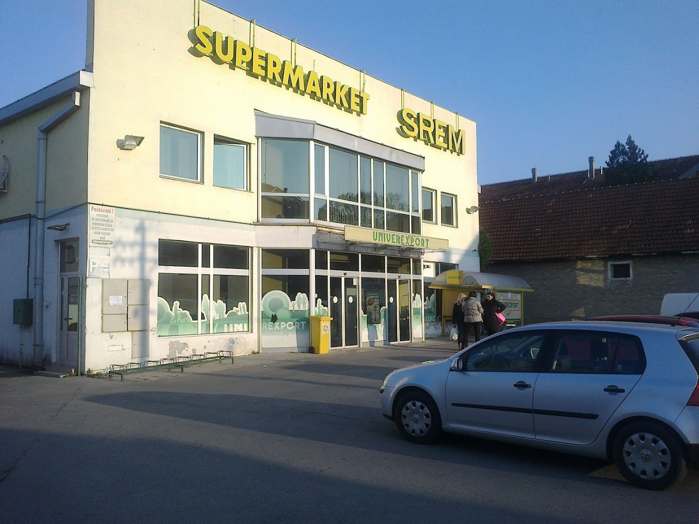 Univerexport Jug Bogdana 25 Inđija