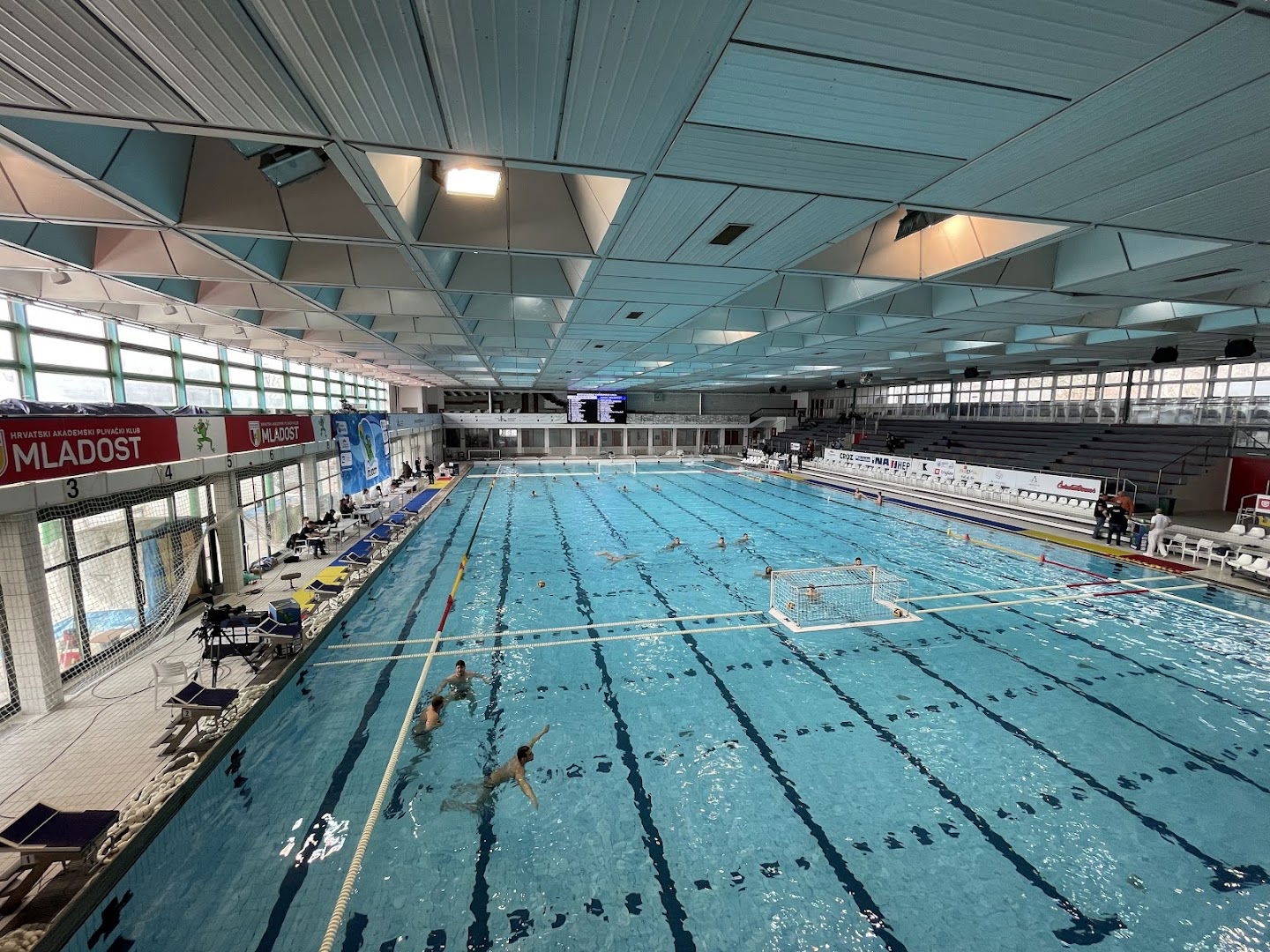 Bazeni Mladost (Plivački i vaterpolo centar)