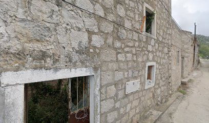 Spomen posvećen heroju Domovinskog rata, Renato Čović