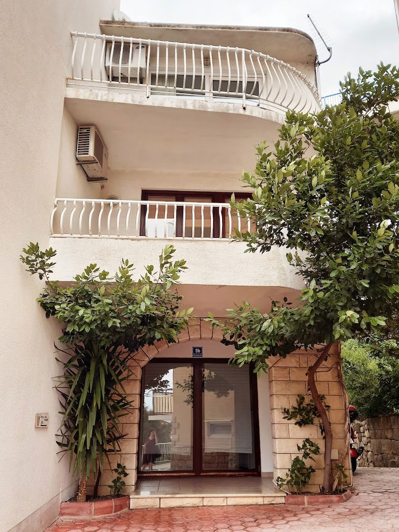 Apartmani Vela Podgora