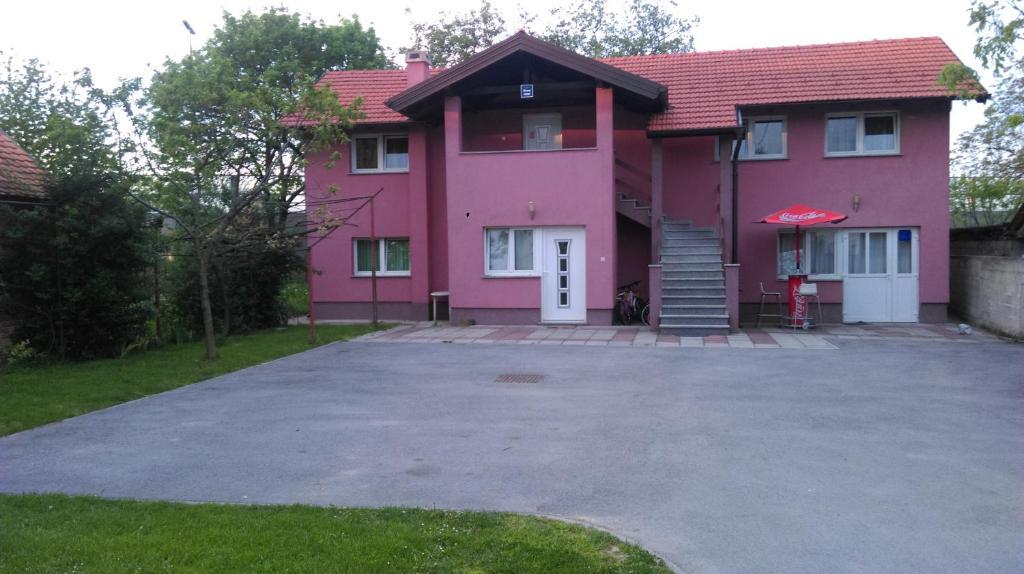 Guest House Lucija