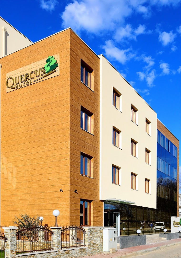Hotel Quercus