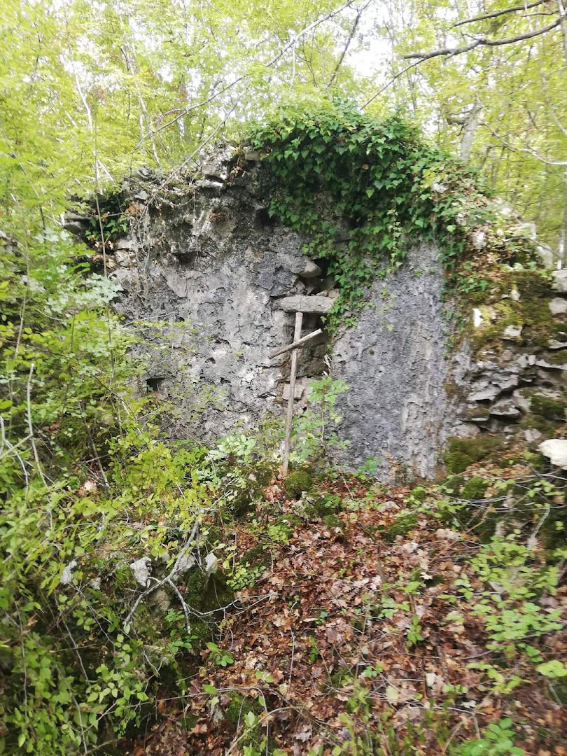 Crkva sv. Kuzam (ostaci)