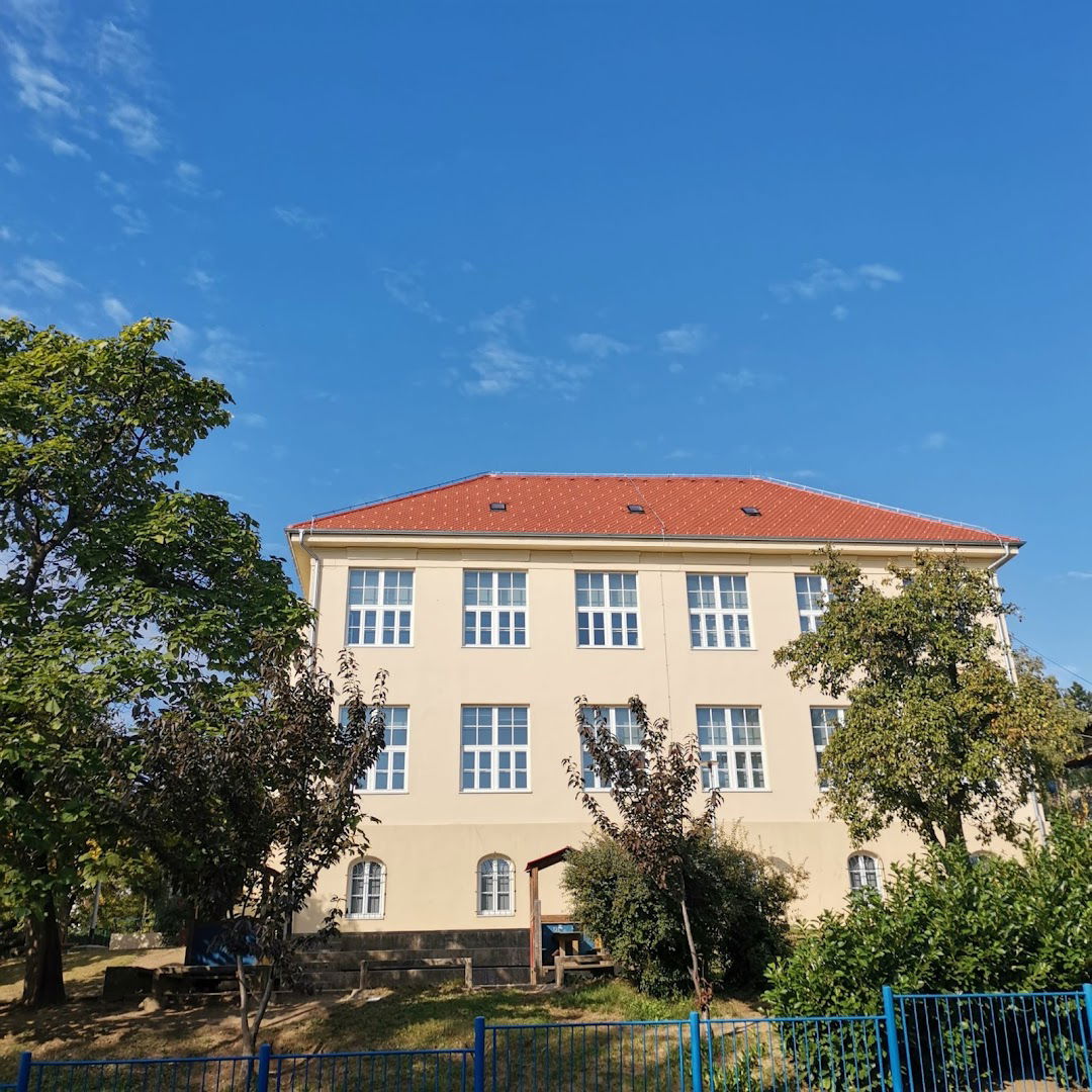 Pantovcak Elementary School