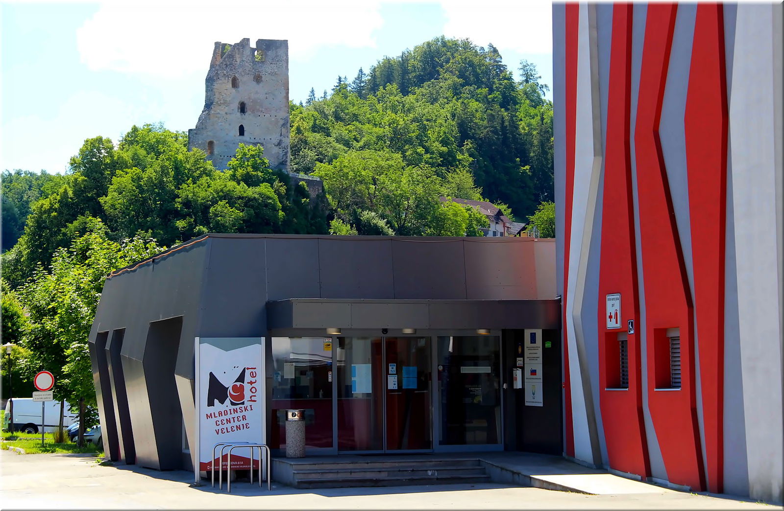 Mladinski hotel Velenje