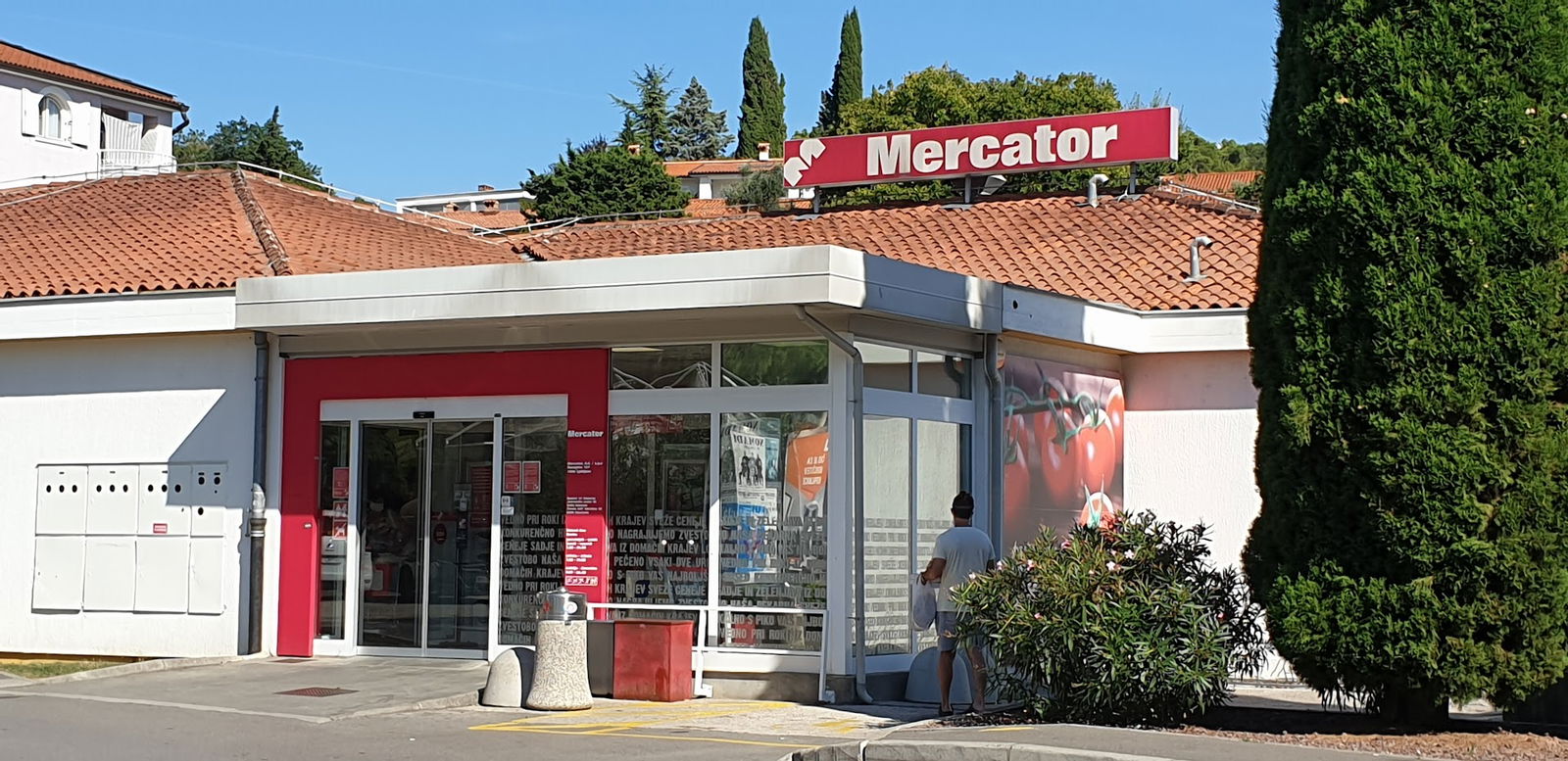 Poslovni sistem Mercator d.d., poslovna enota 105373 market 94 Prešernov trg Koper