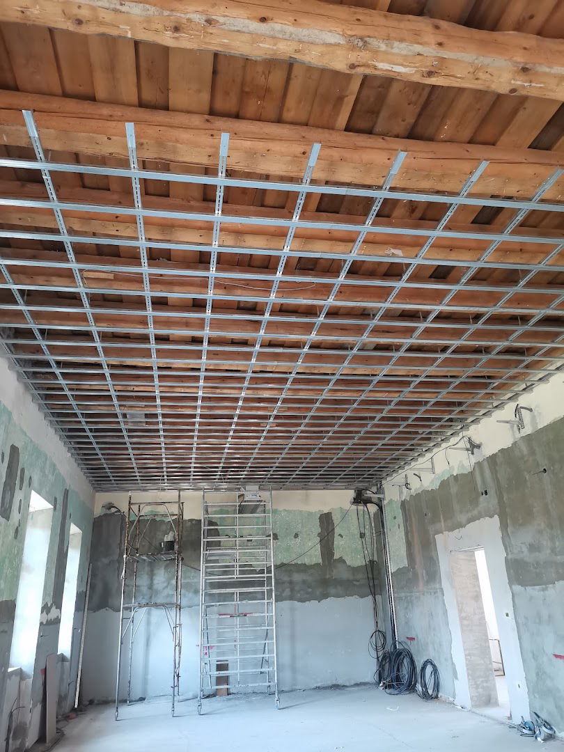 MILOS TESEVIC PR BOLEMONT