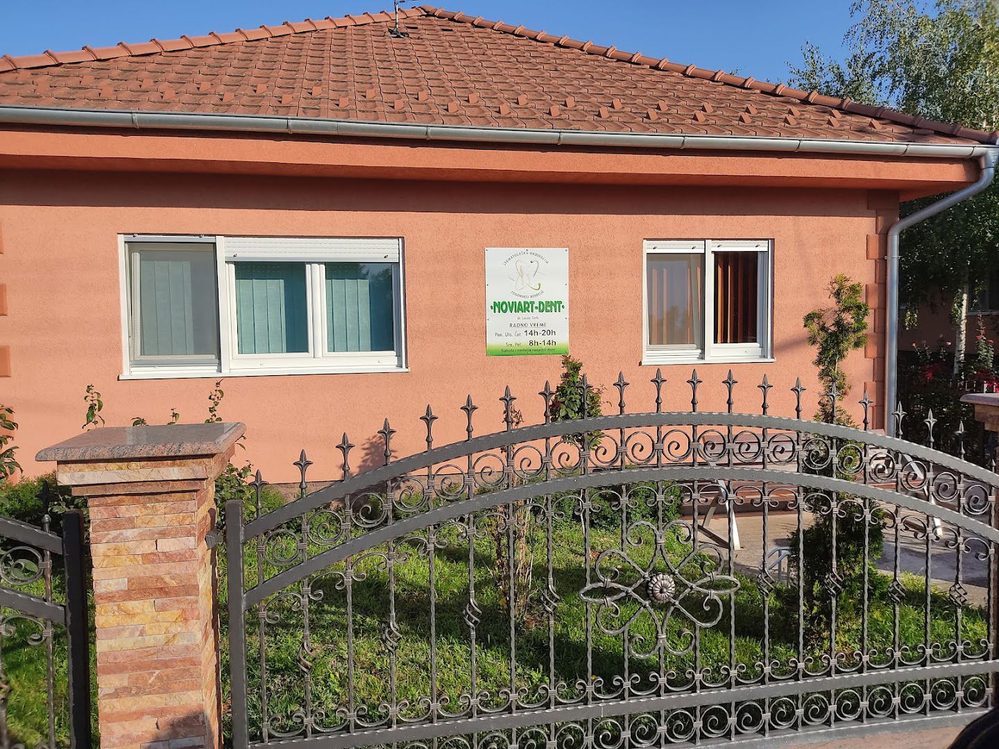 Stomatološka ordinacija Noviart-dent