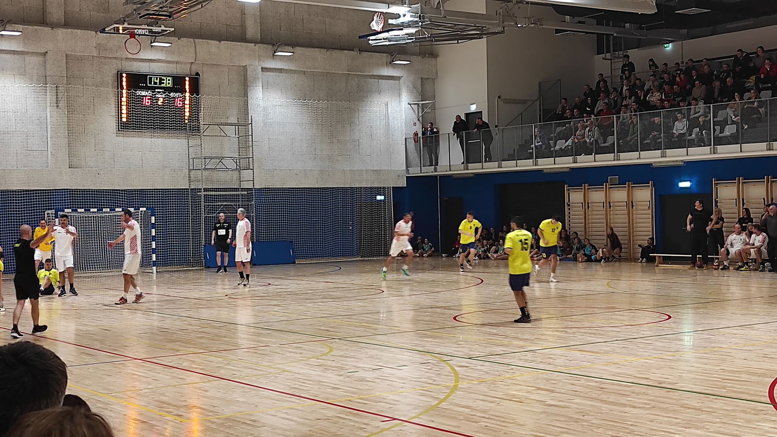 Sportska dvorana OŠ Mate Lovraka