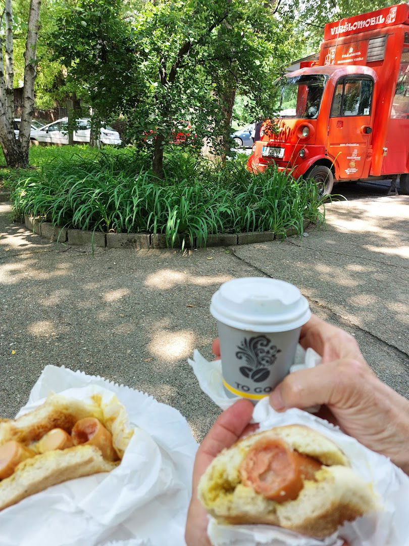 Prvi Srpski Food Truck "Virslomobil"-"Kobasicomobil"