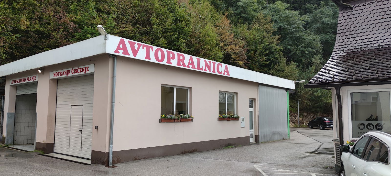 Pizzeria in avtopralnica Mc, Bernarda Majcen s.p.