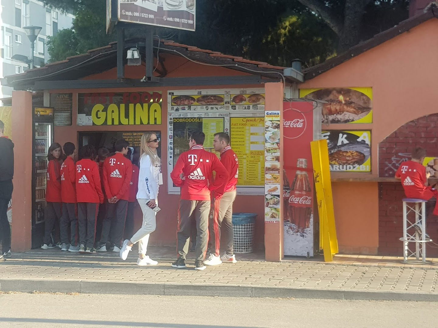 Galina Pečenjarnica, Fast Food