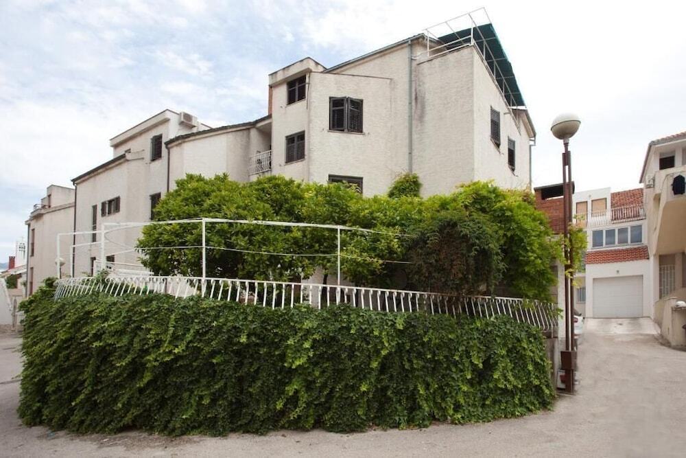 Žnjan Beach Apartments