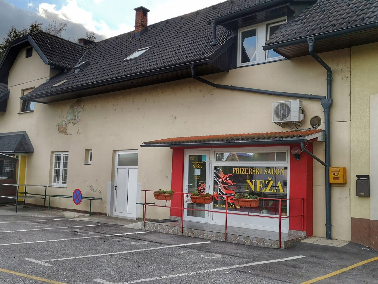 Frizerski salon Neža Snježana Kožuh s.p.