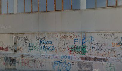 Školski labirint Trogit