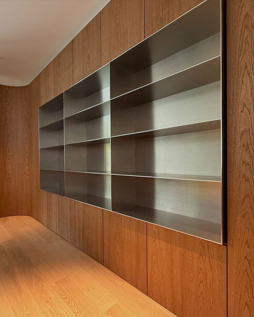 ERMAKORA LUXURY FURNITURE d.o.o.