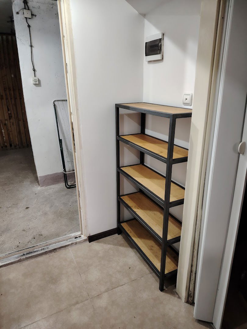 Svaštara hausmajstor