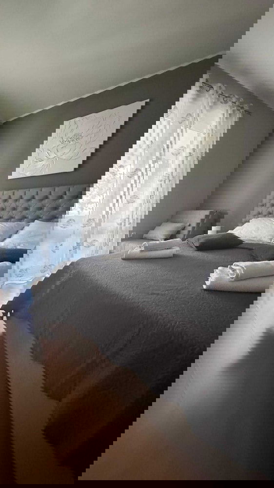 Elegant Trogir Apartment With Garden Terrace