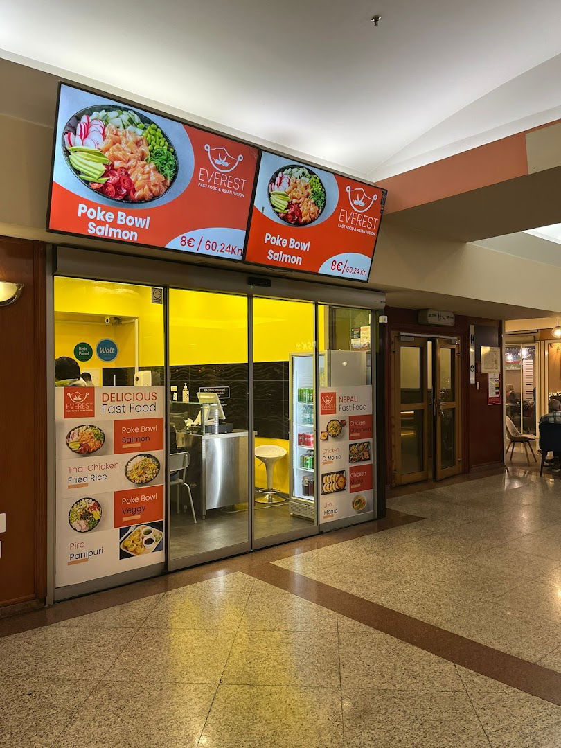 Everest Fast Food & Asian Fusion