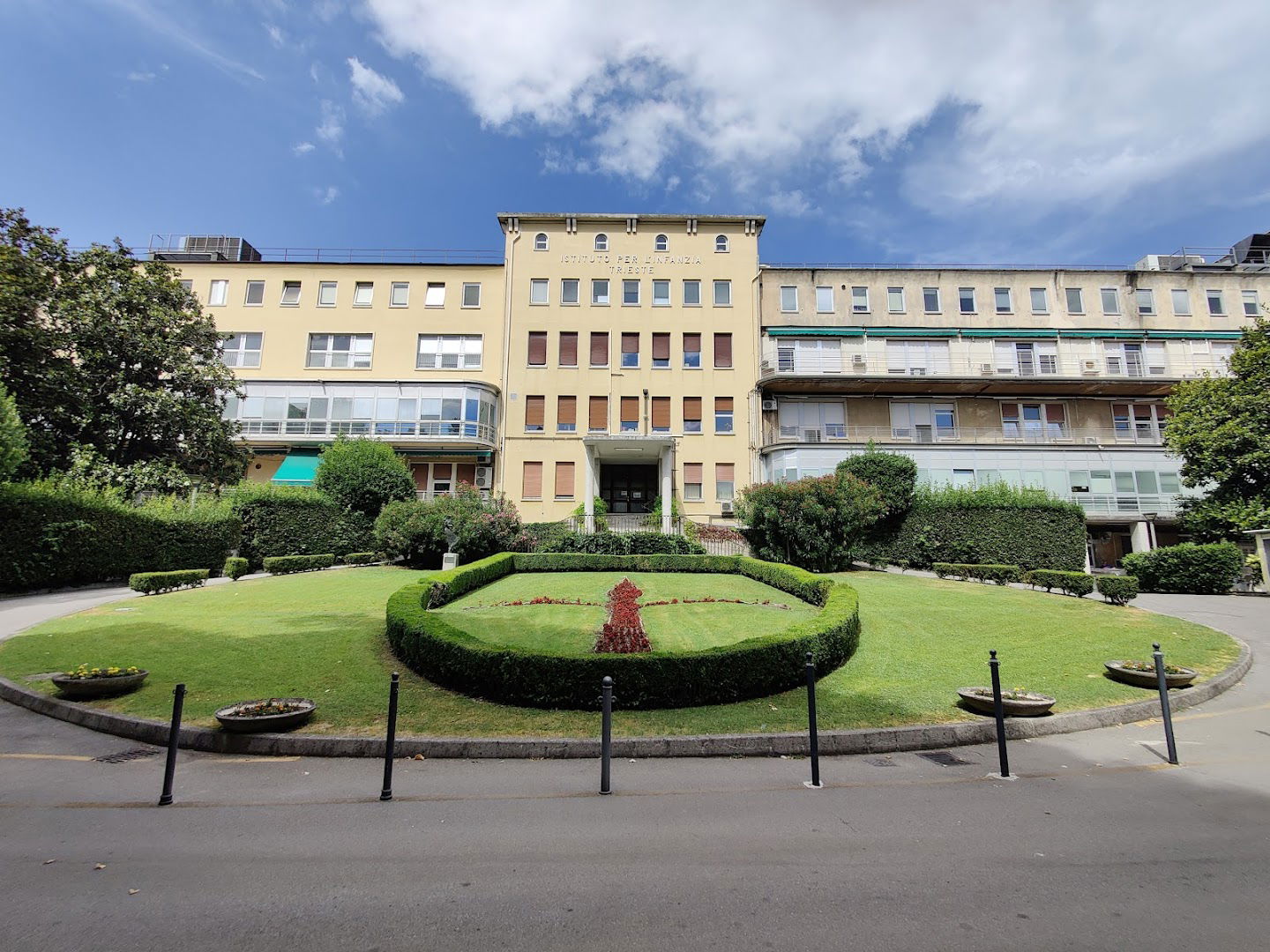 Children's hospital "Burlo Garofolo"