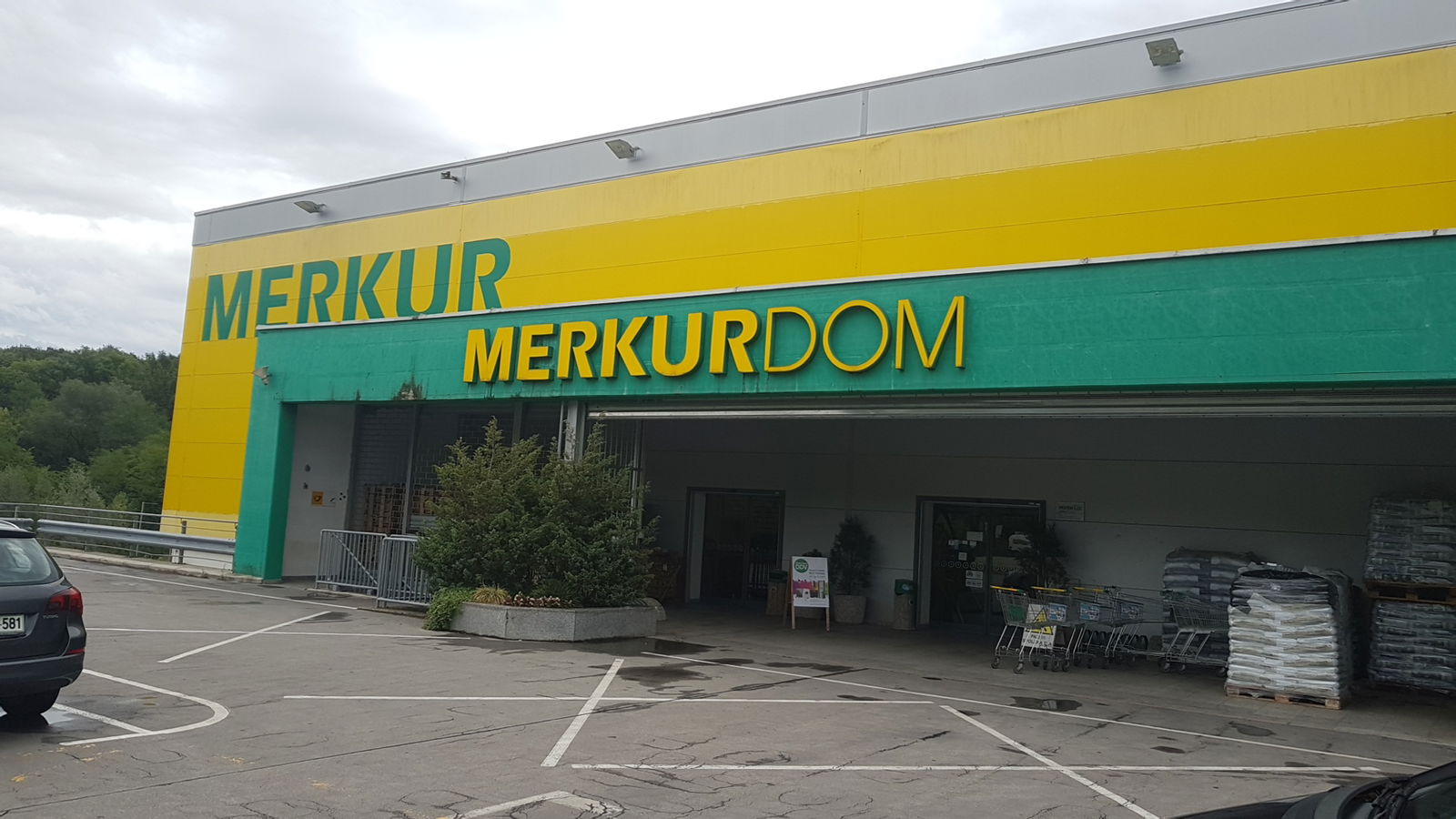 Merkur trgovina in storitve, d.d.