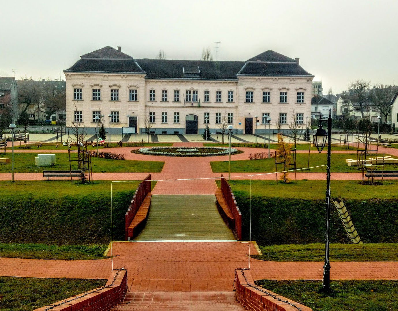 High School Petra Preradovića