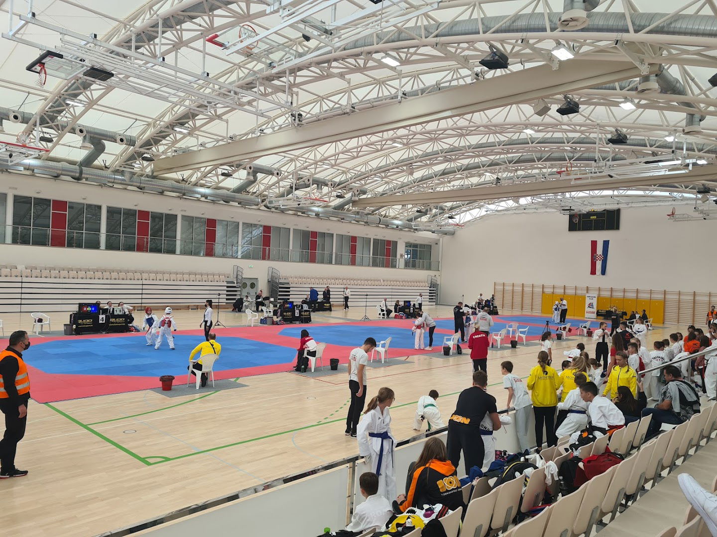 Sportska dvorana Ribnjak