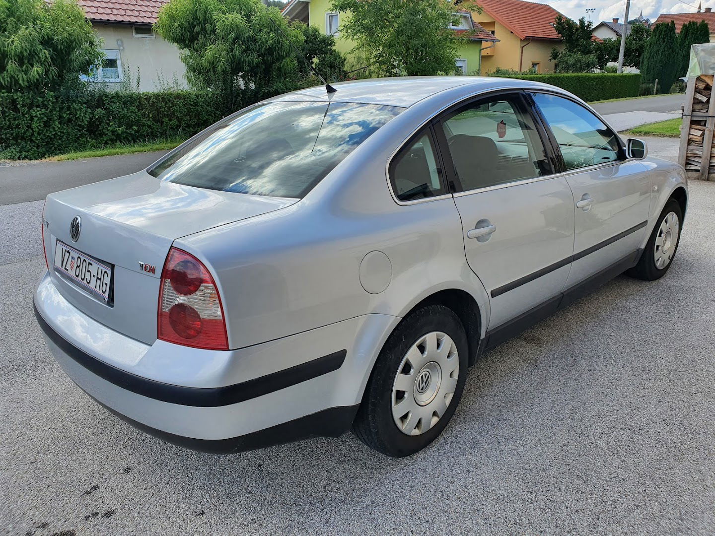 AUTOSERVISNI CENTER dd