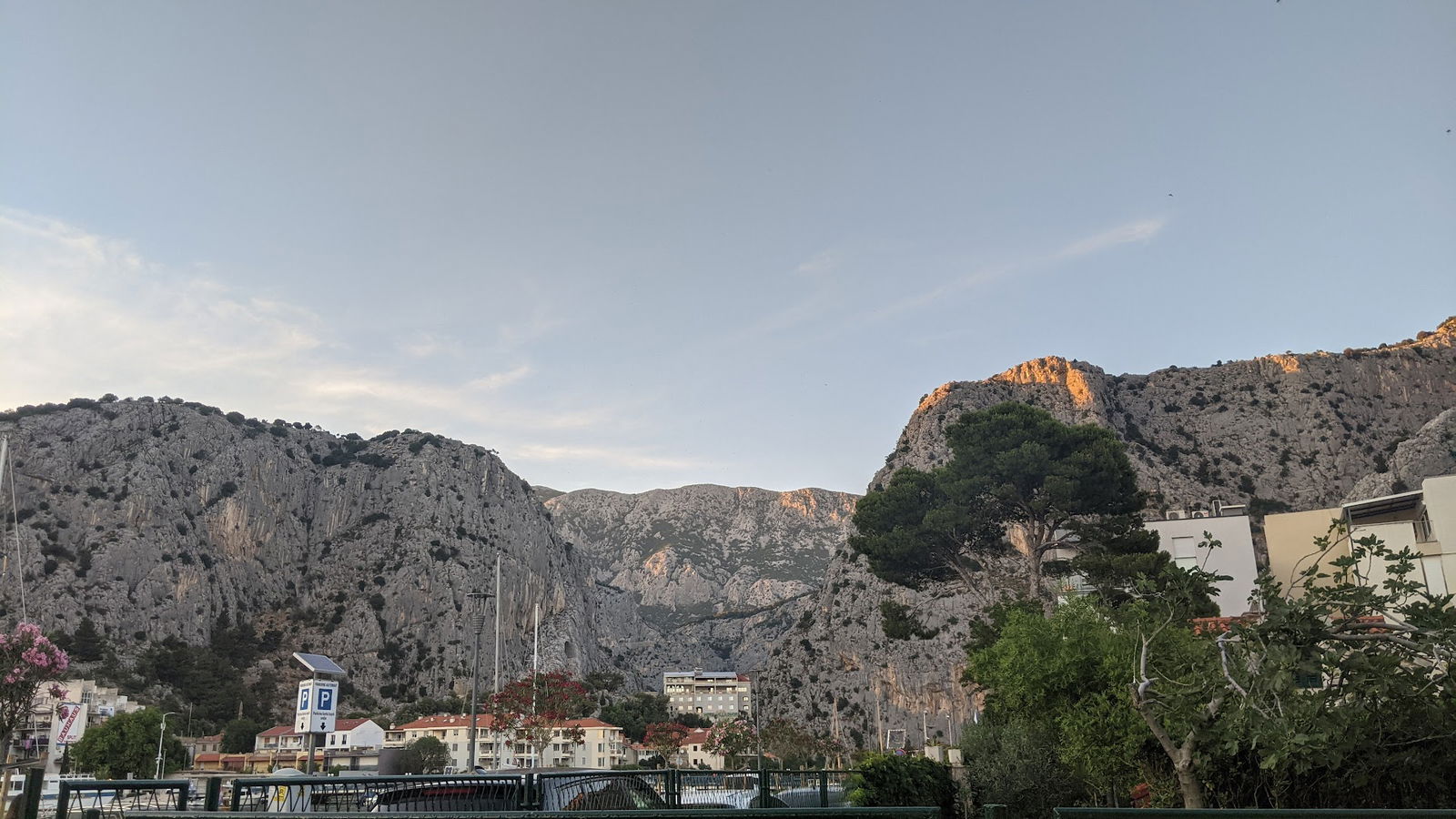 Parking - Zone 1 and 2