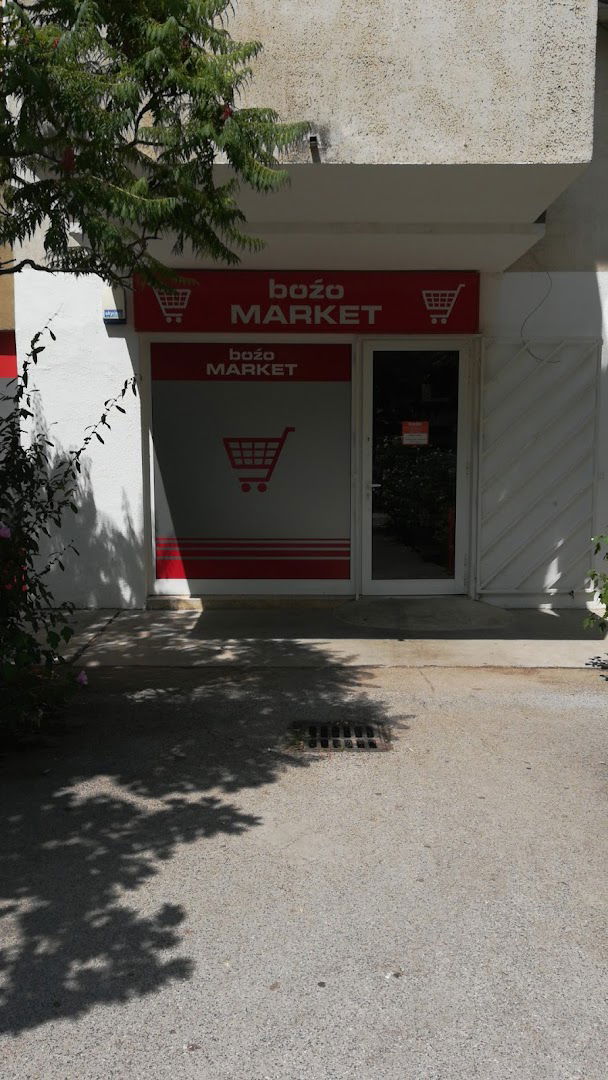 Bozo Comersse Market