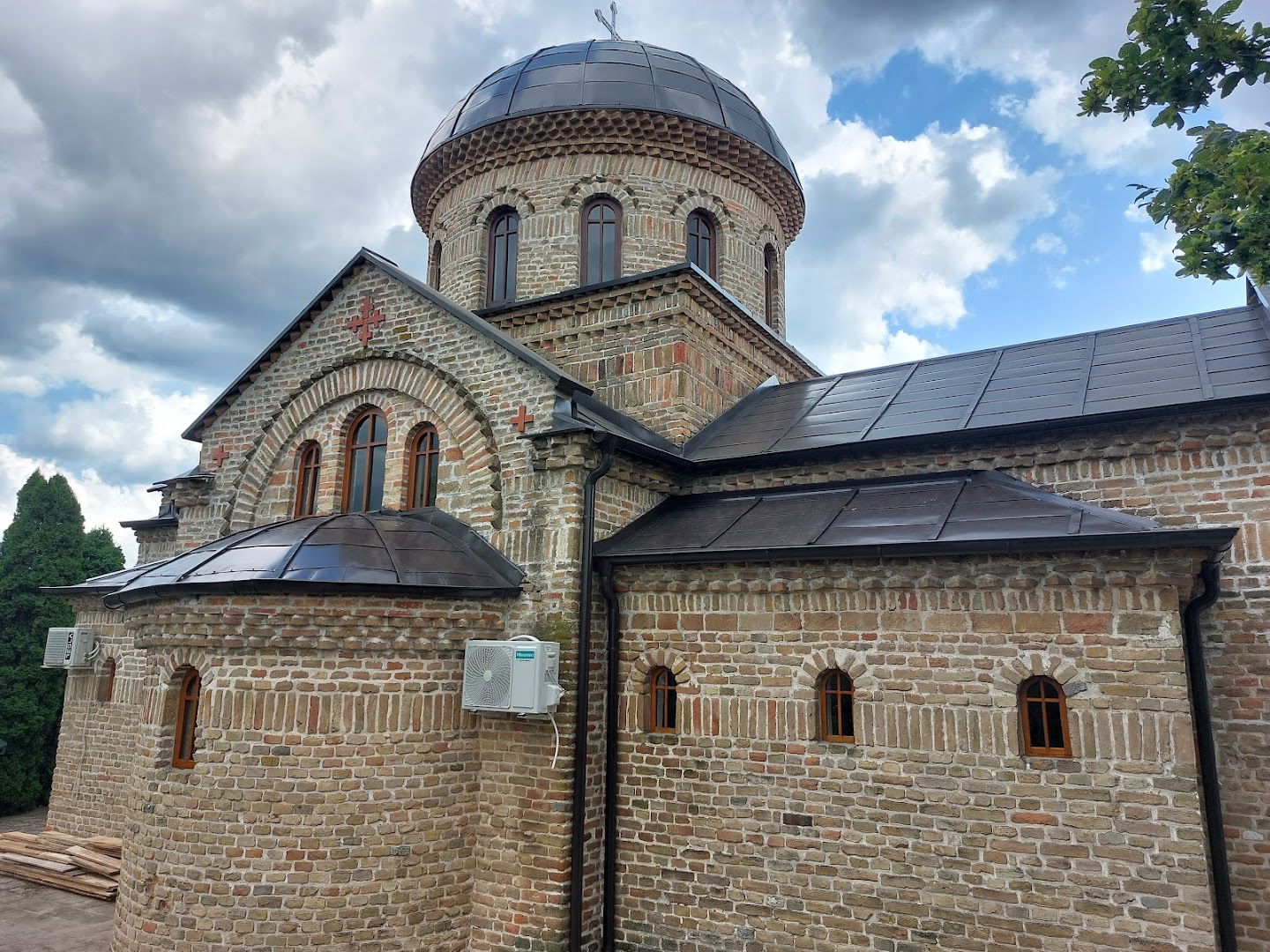 Hram Svetih Ćirila i Metodija