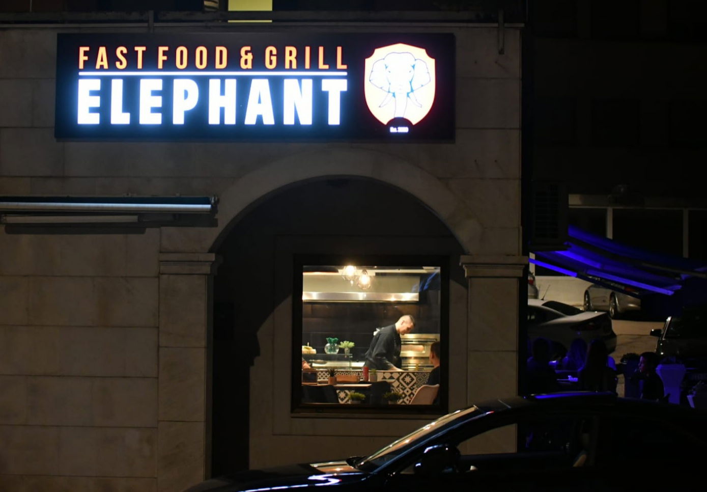 Fast food & grill Elephant