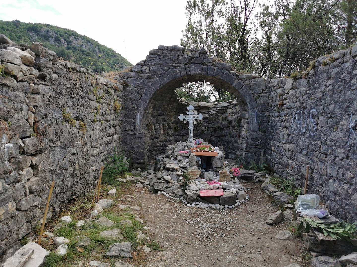 Church of St. Hadrian (remains)