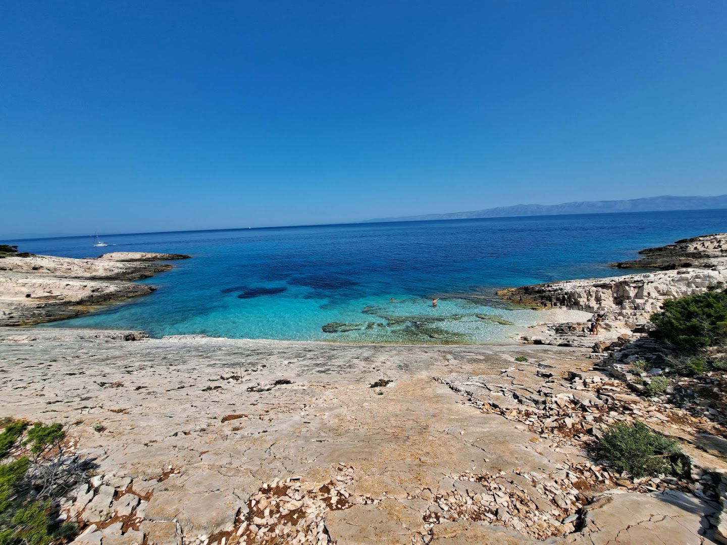 Plaža Srednji bili bok