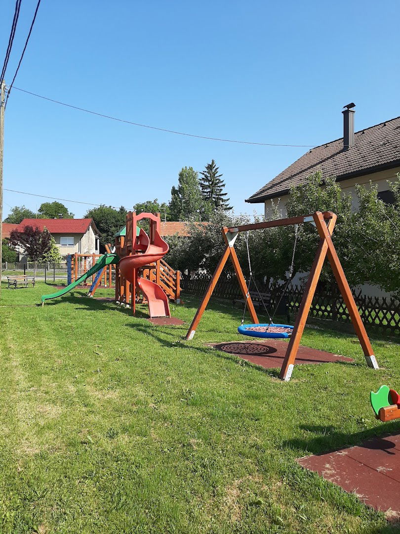 Dječje igralište Slanje