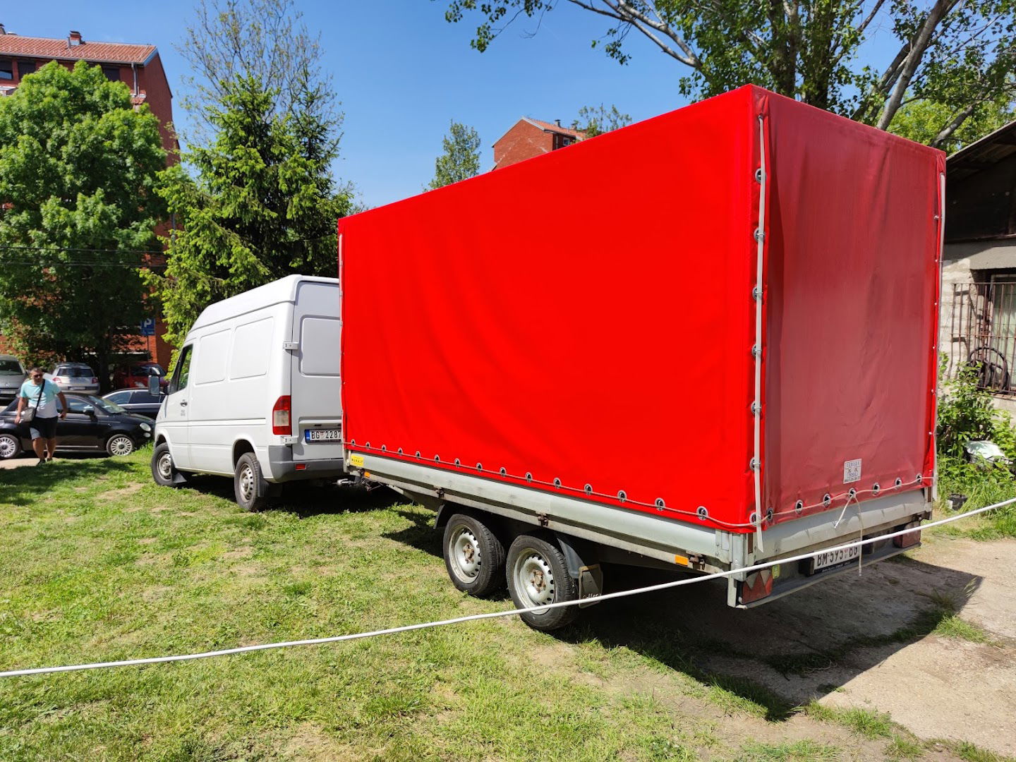 Iznajmljivanje prikolica raznih dimenzija