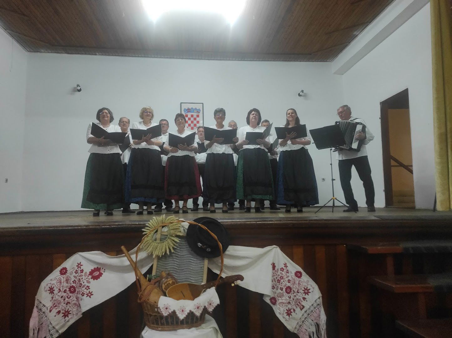 Društveni dom Glogovac