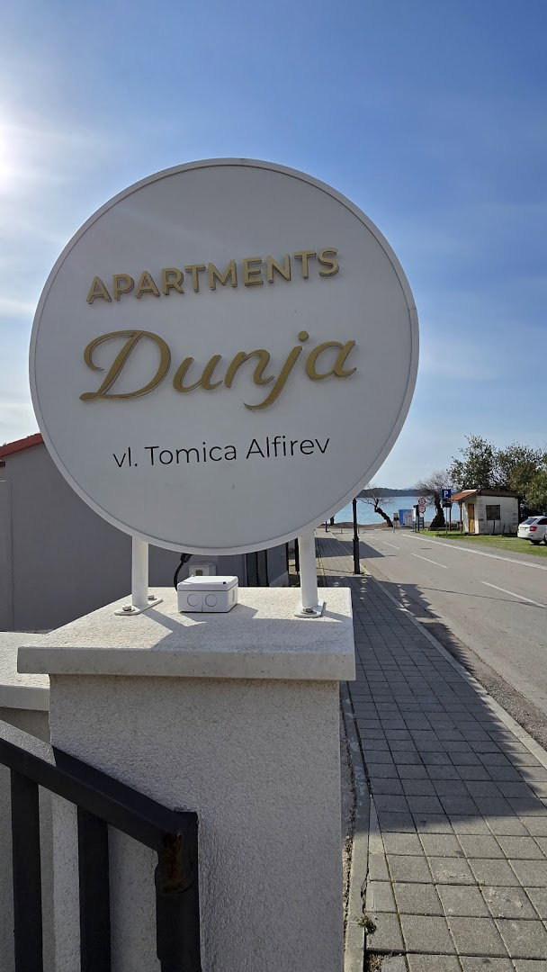 Apartments Tomica Alfirev- Dunja