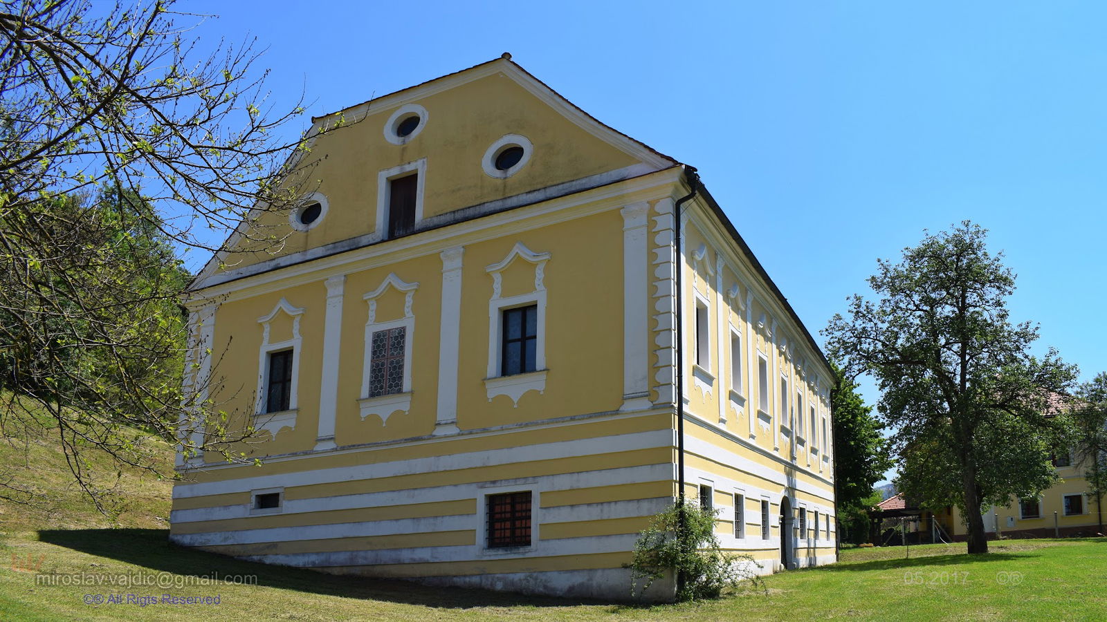 Kurija Erdody Razvor