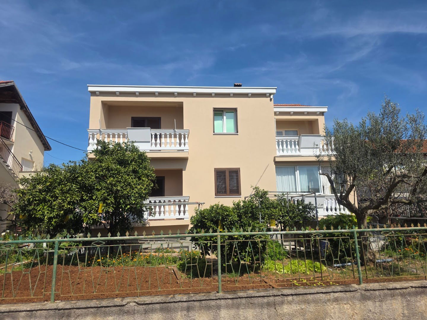 DEKI GRADNJA j.d.o.o.