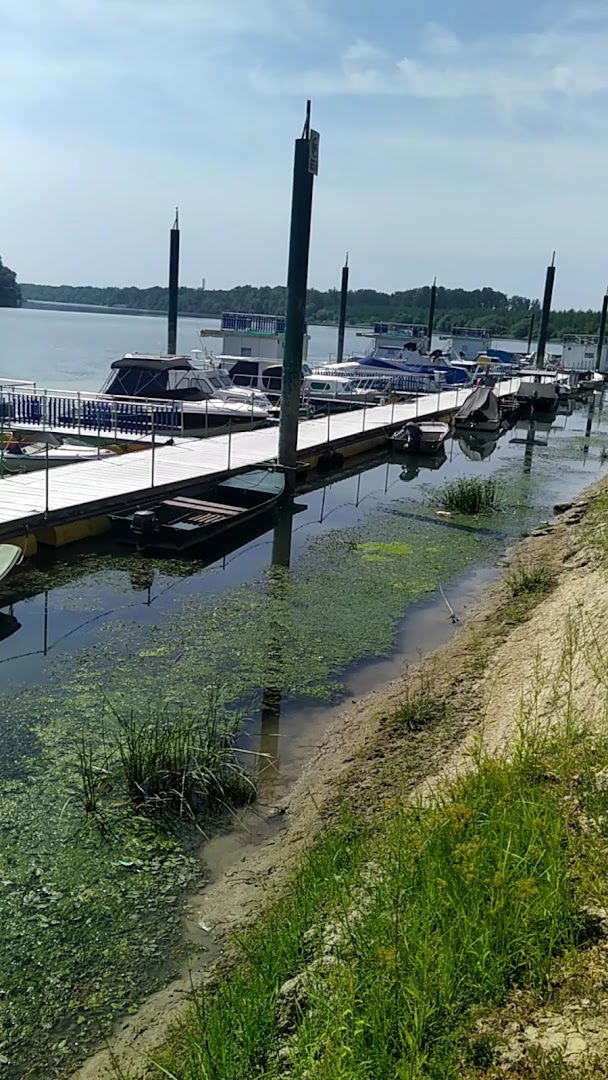 ТУРИСТИЧКИ ИНФОРМАТИВНИ ЦЕНТАР СУРЧИН